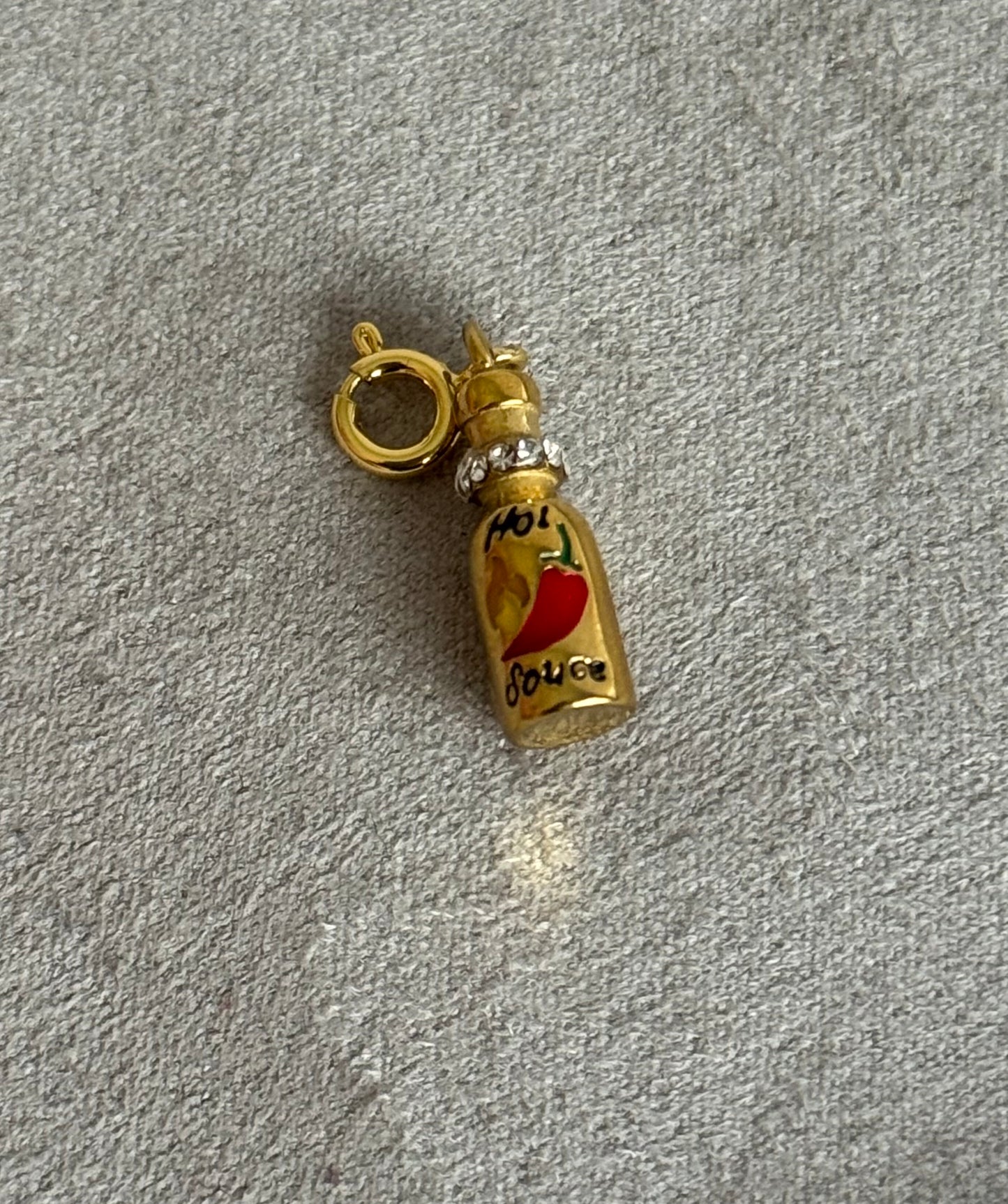Hot Sauce Clip On Charm (Tarnish Free)