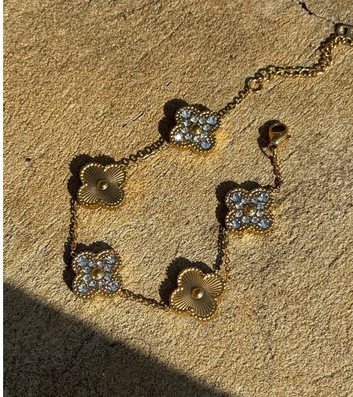 Van Cleef & Arpels Bracelet (gold) (18K Plated, Tarnish Free)