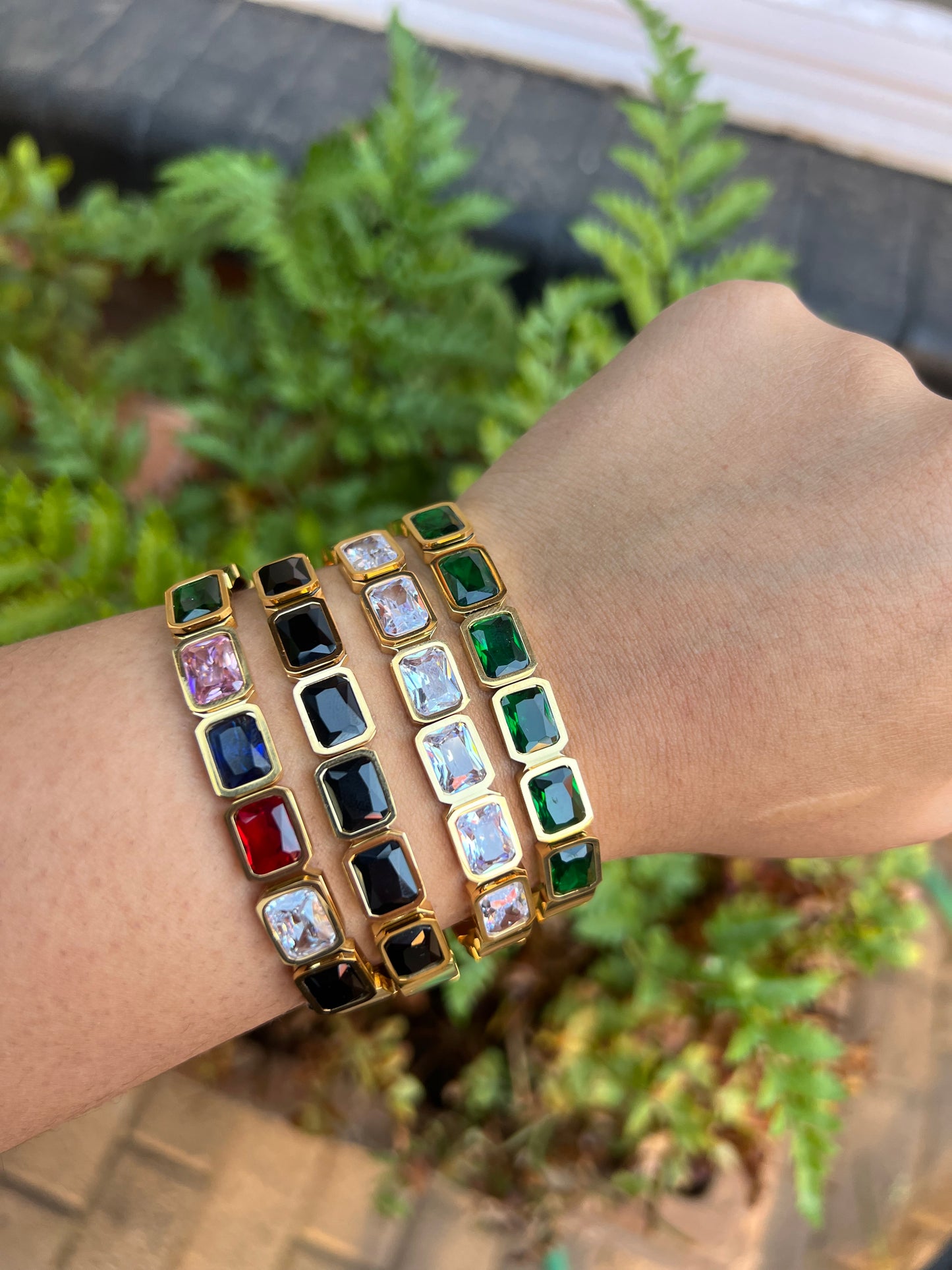 Farah Bangle (18K Plated, Tarnish Free)