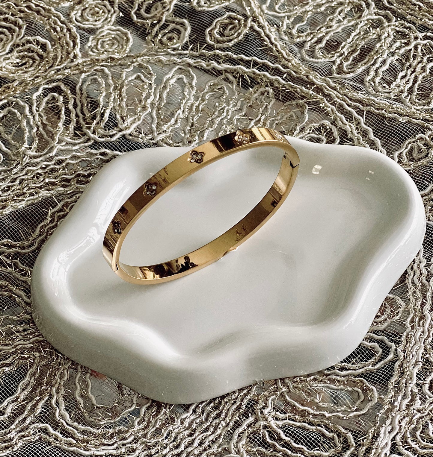 Aurora Bangle (Tarnish Free)