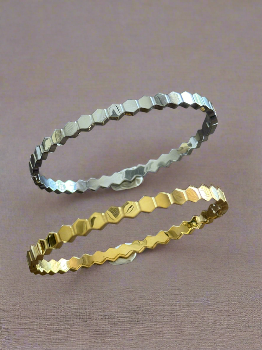 Honeycomb Bangle Plain (Tarnish Free)