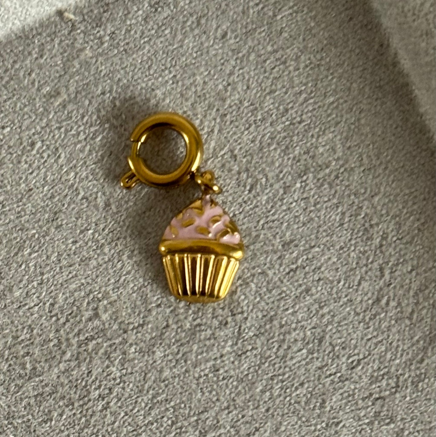Cupcake Clip On Charm (Tarnish Free)