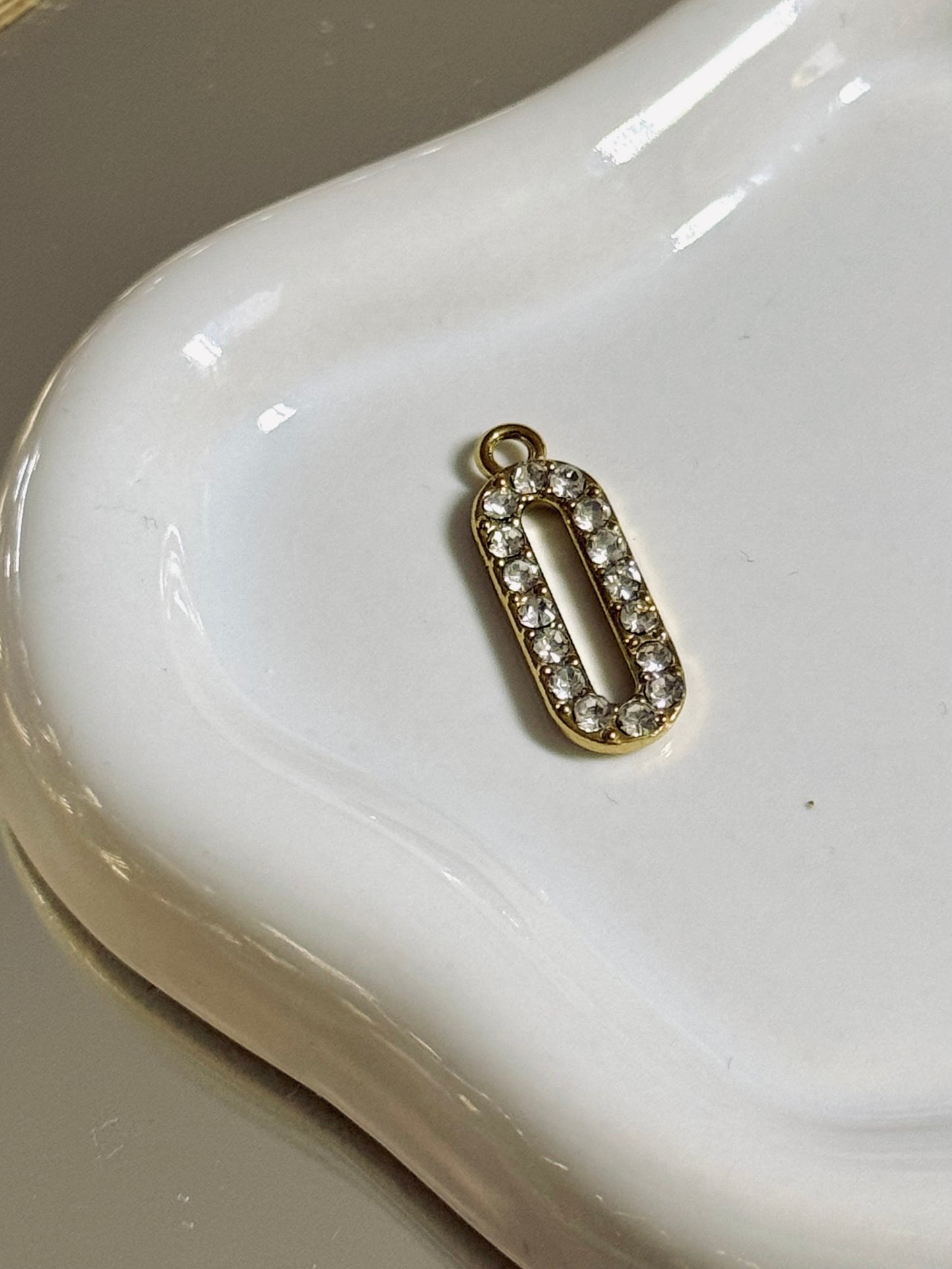 Elongated O Charm