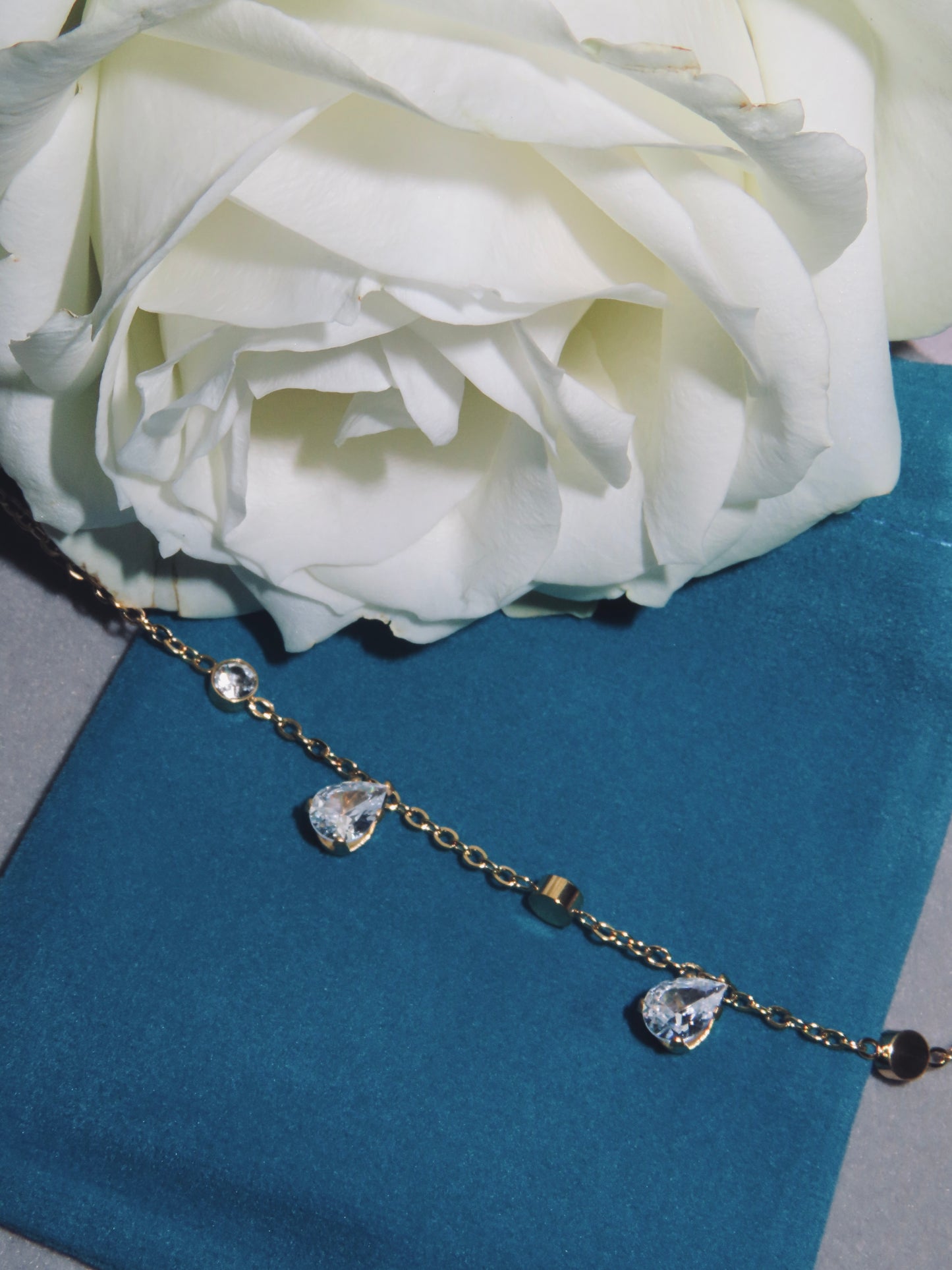 Jumeirah Bracelet (Tarnish Free)