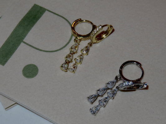 Teardrop Dangle Earrings (18K Plated)