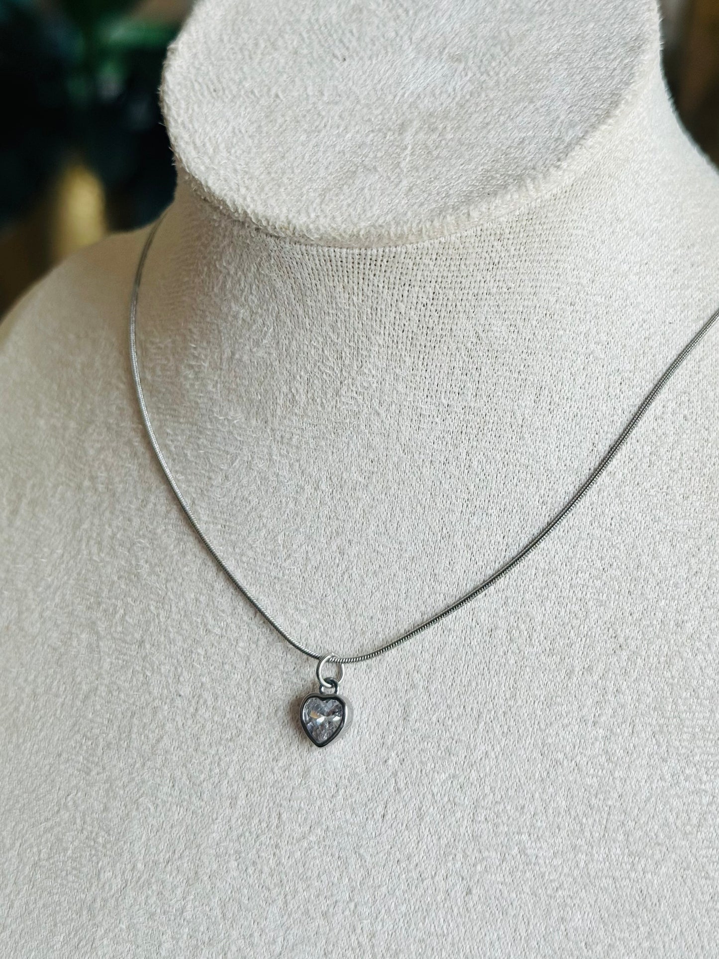 Heart Minimalist Necklace [SILVER] (Tarnish Free)