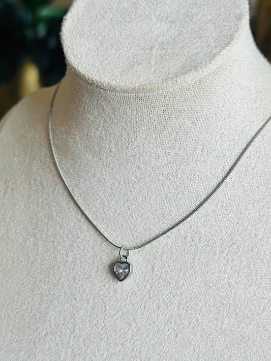 Heart Minimalist Necklace [SILVER] (Tarnish Free)
