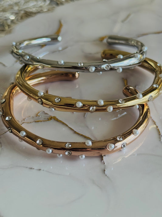 Pearl Bangle (Tarnish Free)
