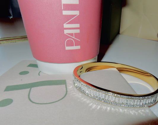 The It Bangle (Tarnish Free)