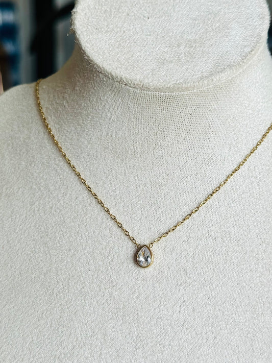 Teardrop Necklace (Tarnish Free)