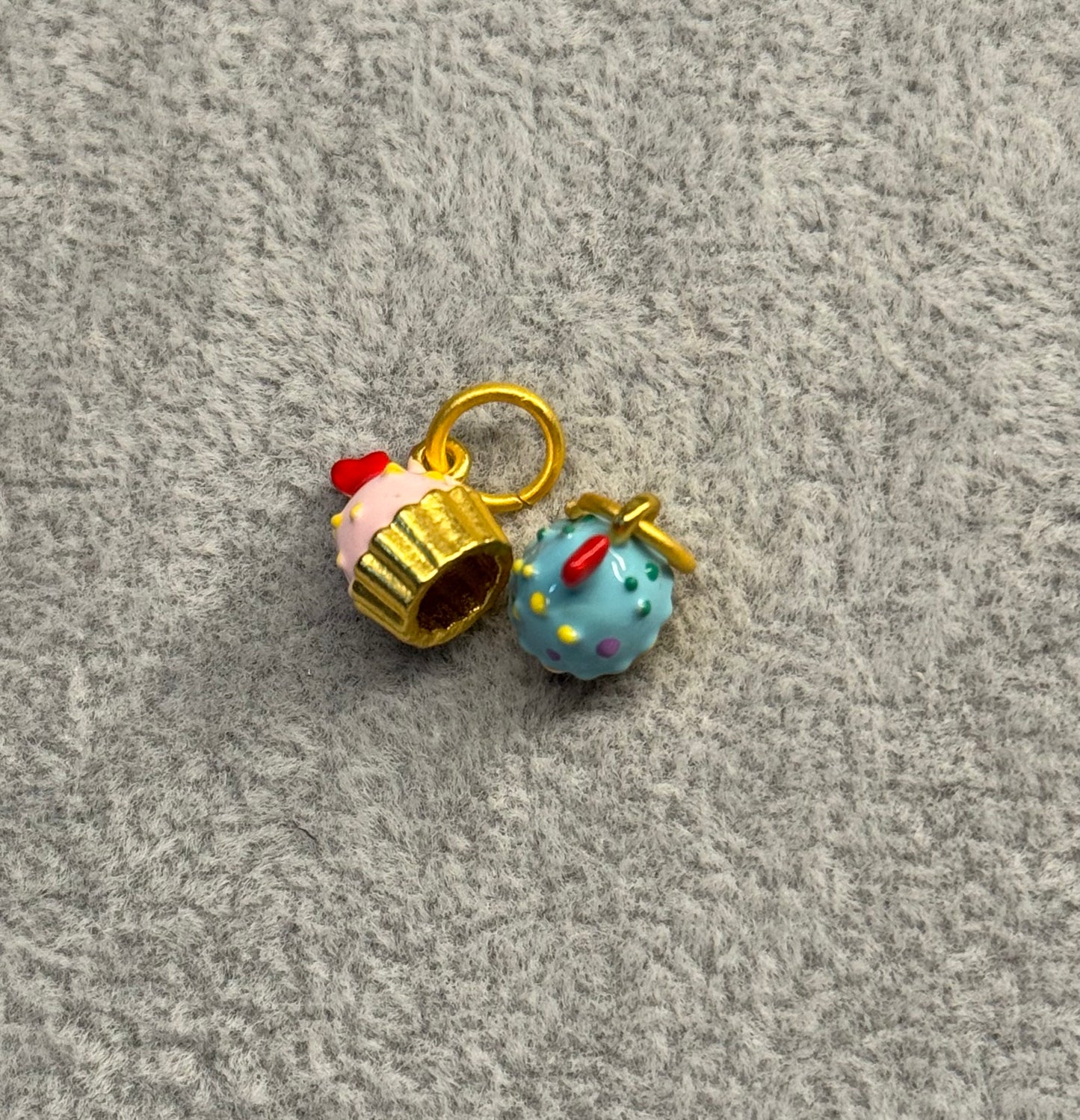 Cupcake Charm